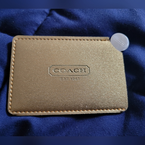 NIB GOLD LEATHER CASE W STAINLESS STEEL MIRROR. Unbreakable COACH Promo item. - Picture 5 of 6